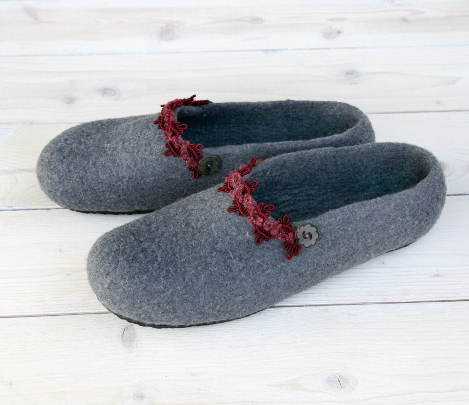 Women House Shoes Felted Wool Slippers Grey and Red Etsy UK