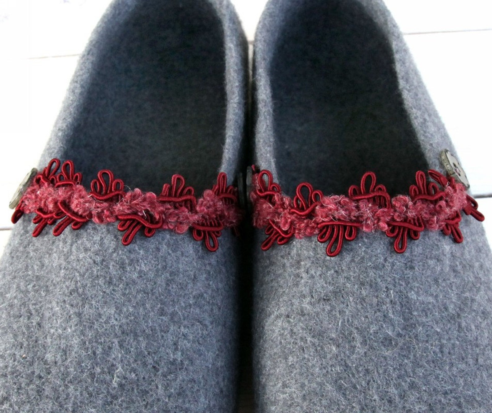 Women House Shoes Felted Wool Slippers Grey and Red Etsy UK