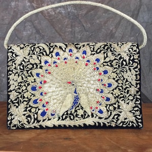 Monedero de terciopelo pavo real / Bordado metálico plateado Zardozi de los años 20 / Bolso con asa superior de terciopelo negro