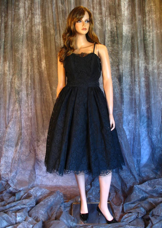 Saks Fifth Avenue Black Vintage Long Dress Xs