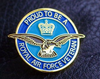 Remembrance Day Royal Air Force VETERAN enamel military badge Proud to be a RAF veteran 2023 poppy day