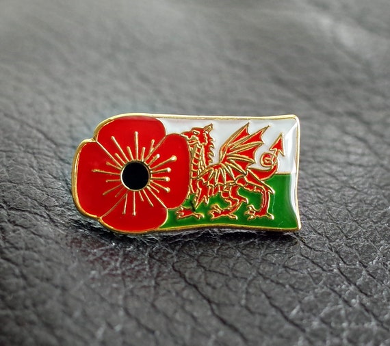 Remembrance Day UK POPPY LAPEL BADGE WITH ENGLAND FLAG UK Seller Poppy Day