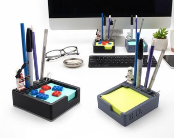 Personalized LEGO-Compatible Sticky-Note & Pen Holder | 3×3 Note Tray, 2 Pen Holes Desk Caddy