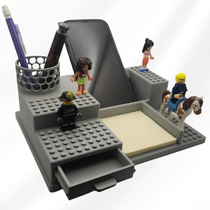 LEGO-Compatible Desk Organizer w/ Phone Stand, Pen Cup, Sticky-Note Tray & Drawer – 3D-Printed Gift for AFOLs, Kids, Teachers