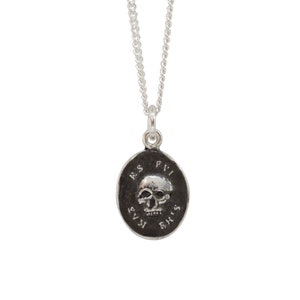 MEMENTO MORI SKULL “Coin” Seal Pendant