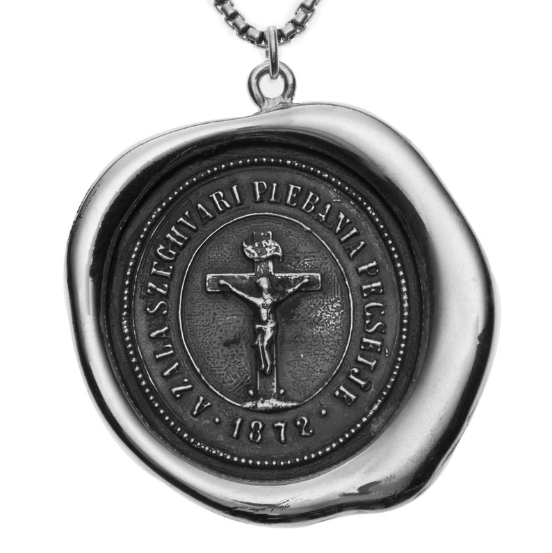 18 Mireval Sterling Silver INRI Crucifix Charm on a Sterling Silver Carded Box Chain Necklace