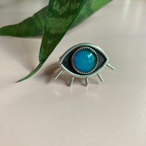 Mood Color Changing Eyeball Ring