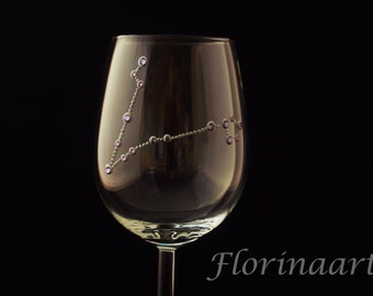PISCES constellation Gift Birthstone Wine Glass for Her, Amethyst Birthday Gift for Best Friend, Star Sign Constellation Pisces Crystal