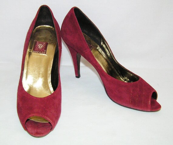 wine suede pumps