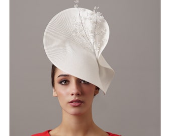 Coiffe de mariage blanche pour la mariée, coiffe blanche avec strass, chapeau de mariage blanc, chapeau de course de chevaux blanc, chapeau de thé