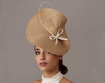 Elegant woman wedding fascinator hat beige, Camel derby saucer hat, champagne Ascot fascinator hat, kentucky derby hat, Woman wedding hat