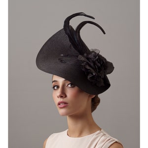 Derby Black fascinator woman, Kate Middleton hat, Feathers Black wedding hat, black Ascot dress hat ladies, Kentucky derby, Black Tea Party