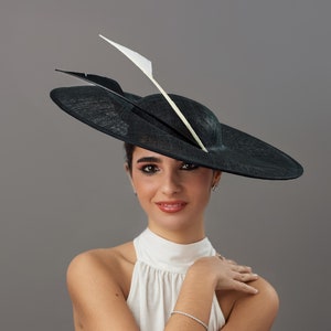 Elegant black Royal Ascot hat for women, Kentucky derby hat black, Ky derby hat, Oaks day hat, Kate Middleton Ascot hat, women races hat
