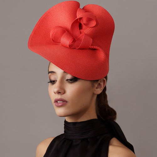 Ascot Red Fascinator Hat for Woman - Kate Middleton Hat  display picture 1