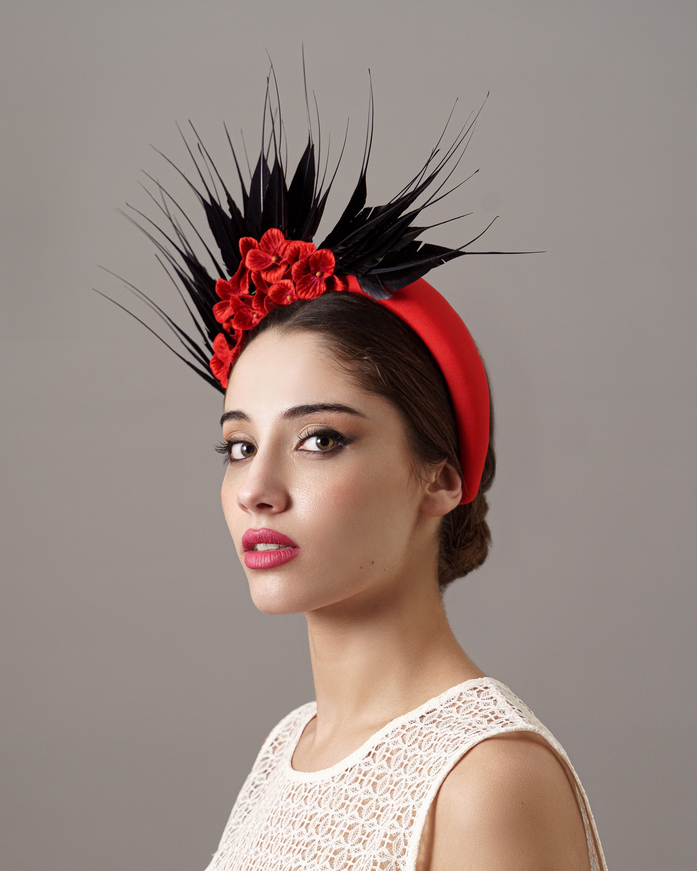 7145 Feather Headband Fascinator For Women Halloween Christmas Cocktail Tea Bniksok Christmas Fascinators for Women Tea Party Hat Red  main image 4