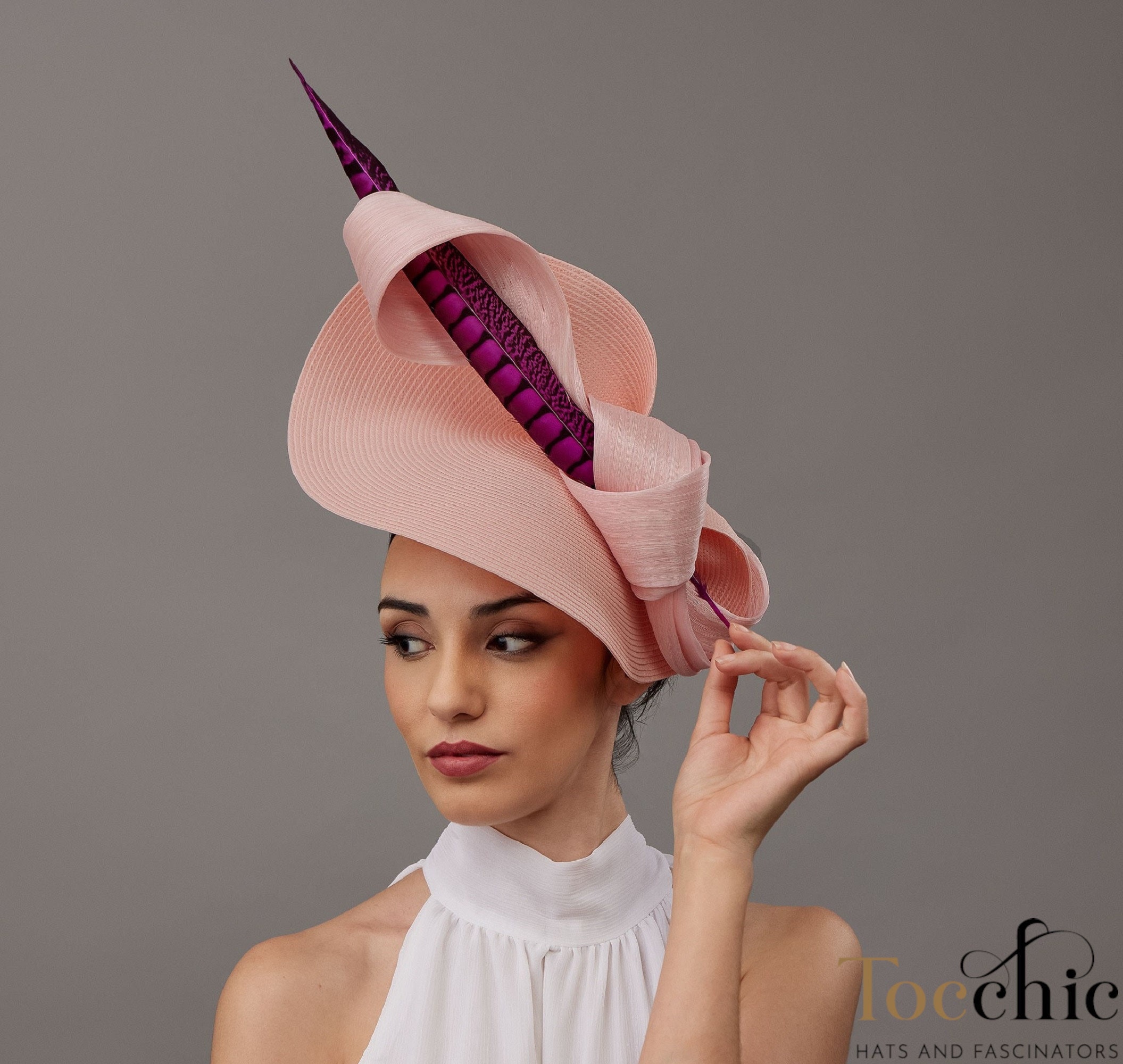 Blush Pink and fucshia Royal Ascot fascinator hat for woman, pink Kentucky derby feathers hat, luncheon fascinator, blush wedding hat