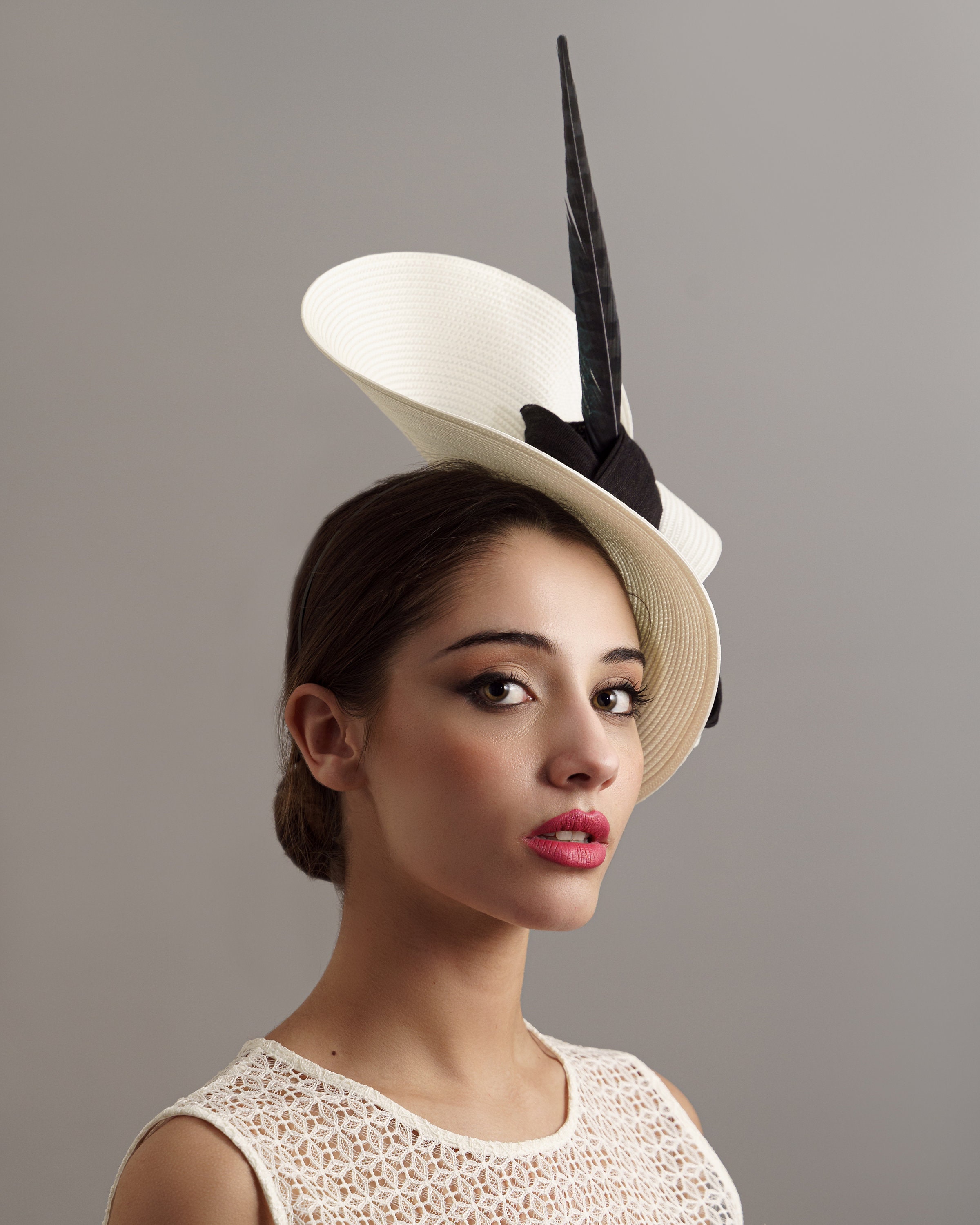 Elegant Derby Black & Cream Feather Floral Straw Fascinator Hat Women Fascinator Hat Kentucky Derby Headband Victorian  main image 3