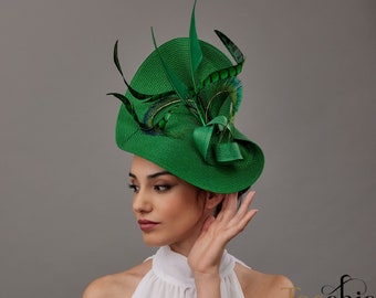 Copricapo verde con piume, copricapo da sposa verde smeraldo, copricapo di piume, copricapo da madrina verde smeraldo, copricapi e cappelli per gli ospiti verde chiaro