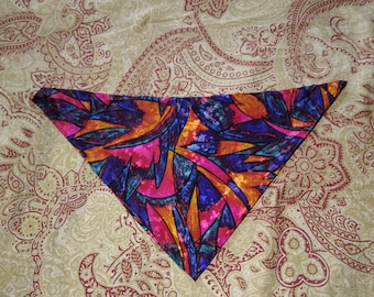 Vintage Multi-Color Leaf Like Print Headscarf