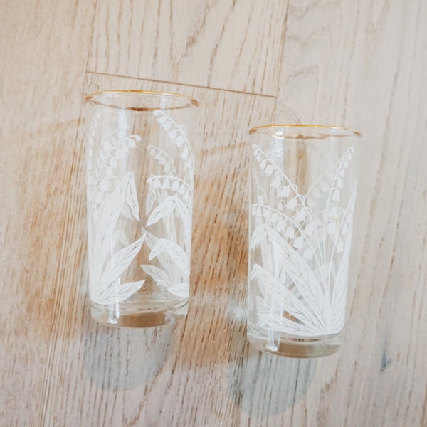 Glass Tumblers, Beautiful Vintage 1950s Lily of the Valley (Set of 2)