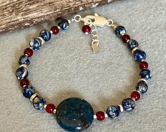 Beaded Blue Apatite and Shell Stone Bracelet with Red Glass, Blue Gemstone Bracelet, Blue Stone Red Bead Bracelet, Handmade Womens Gifts