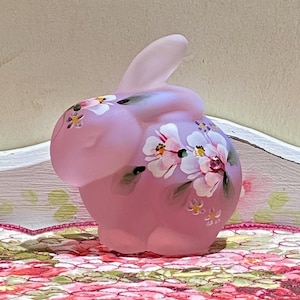 Rare HP Fenton Art Glass Hand-painted Pink Frosted  Satin Chubby Bunny Rabbit Flower Floral Rose Animal Figure Figurine Easter Holiday Gift