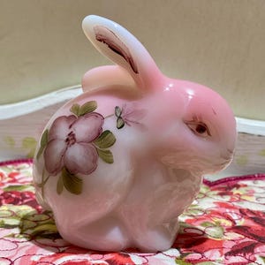 Rare HP Fenton Art Glass Hand-painted Pink White Rosalene Chubby Bunny Rabbit Flower Floral Rose Animal Figure Figurine Easter Holiday Gift