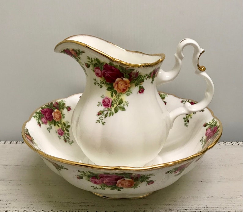 Rare 2 Piece Royal Doulton Royal Albert Old Country Roses 32 Etsy