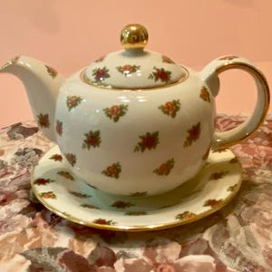 Rare 1998 Royal Doulton Royal Albert Old Country Roses Classic II Tea Pot Teapot Salad Luncheon Under Plate Hard to Find Holiday Season Gift