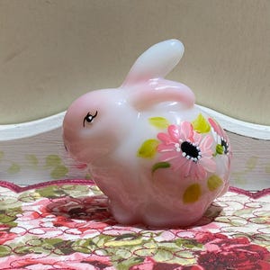 Rare HP Fenton Art Glass Hand-painted Pink White Rosalene Chubby Bunny Rabbit Flower Floral Rose Animal Figure Figurine Easter Holiday Gift
