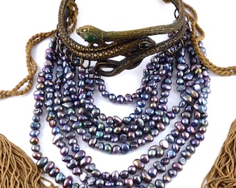 VALENTINO * Gorgeous vintage runnway choker bib necklace iridescent freshwater pearls