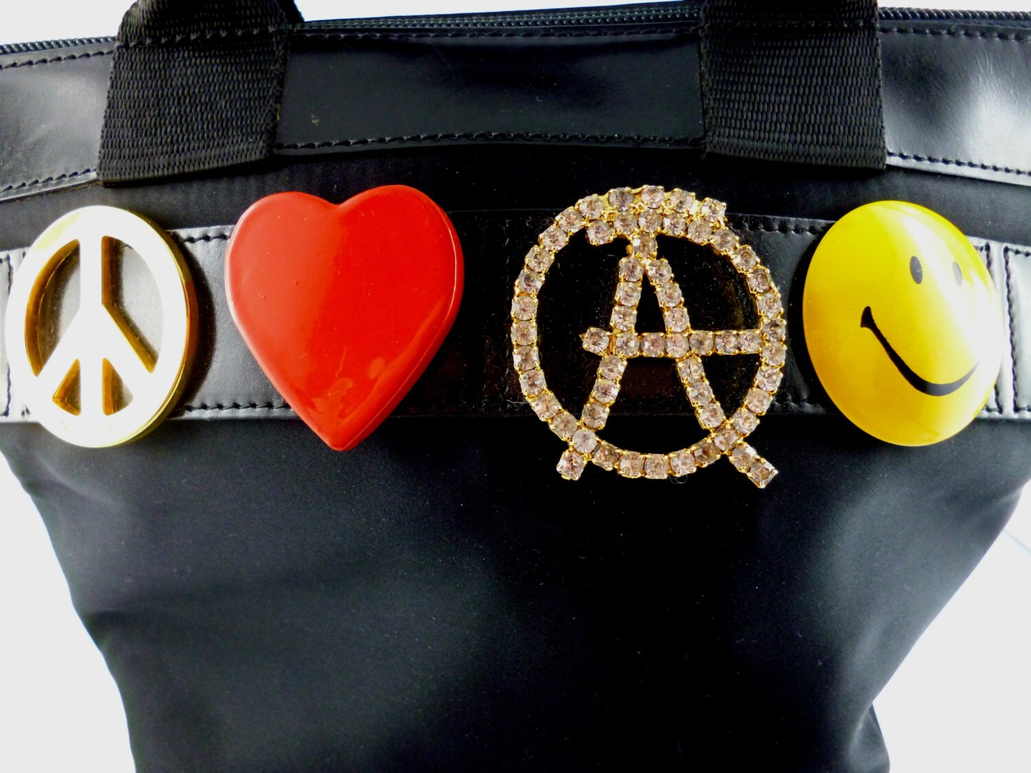 MOSCHINO by REDWALL * 華麗なヴィンテージアイコニックナイロン