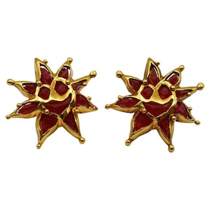CHRISTIAN LACROIX * Clip per orecchie da sole con viso da sole in resina rossa vintage