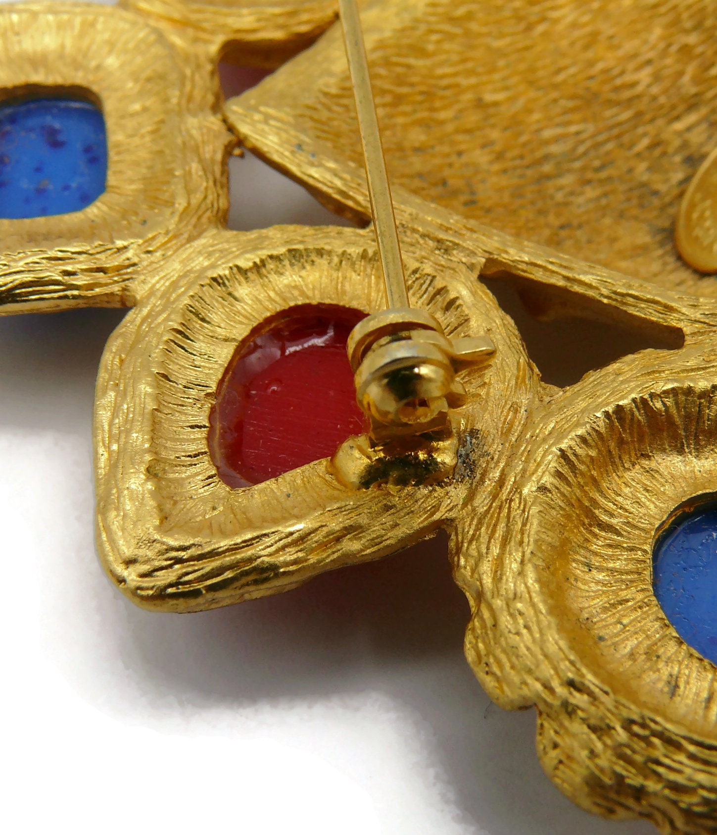 Christian Lacroix ヴィンテージブローチ il_fullxfull.5406059553_1auu.jpg