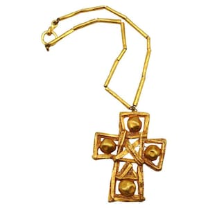 CHRISTIAN LACROIX * Important Collier Pendentif Croix Métal Doré Vintage