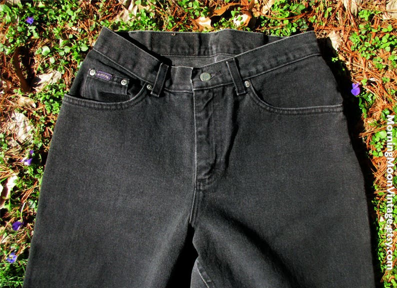 relaxed fit high-waisted Jeans waist 30 inseam 30 tapered leg mom jeans hipster Retro black Denim 90s Lee Riders VINTAGE BLACK JEANS