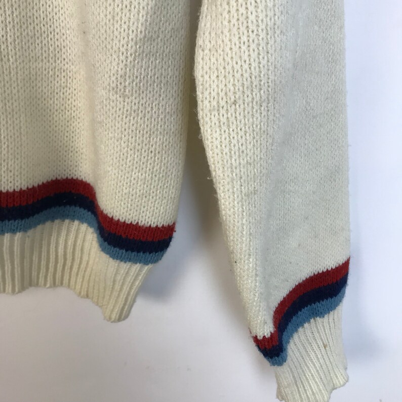 80/'s Sweater Men/'s Medium Geometric Design Vintage Man Ski Sweater