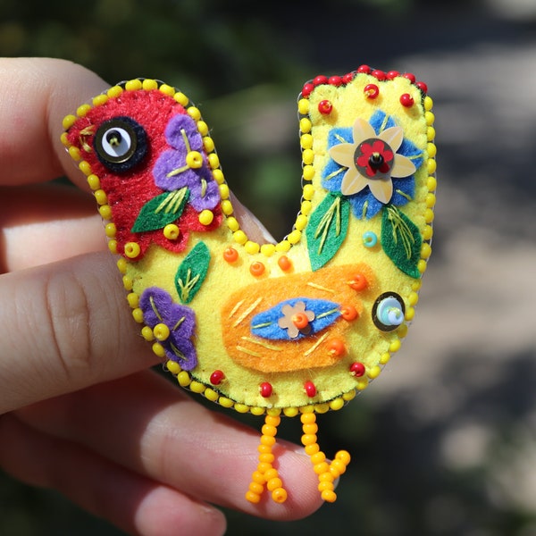 Сhicken brooch