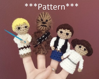 Star Wars Crochet Finger Puppet Patterns, Luke Skywalker, Chewbacca, Han Solo, and Princess Leia finger puppets, Star Wars Crochet