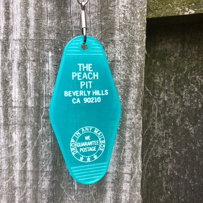 Pez Keychains Promo Glasses Hotel Key The Peach Pit Keychain Collectibles Pez Keychains Promo Glasses Hotel Key The Peach Pit Keychain Collectibles