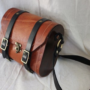 Wood-Sided Leather Sachel