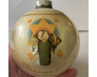 Vintage Schmid Herald Angel Berta Hummel Christmas Ornament 1977