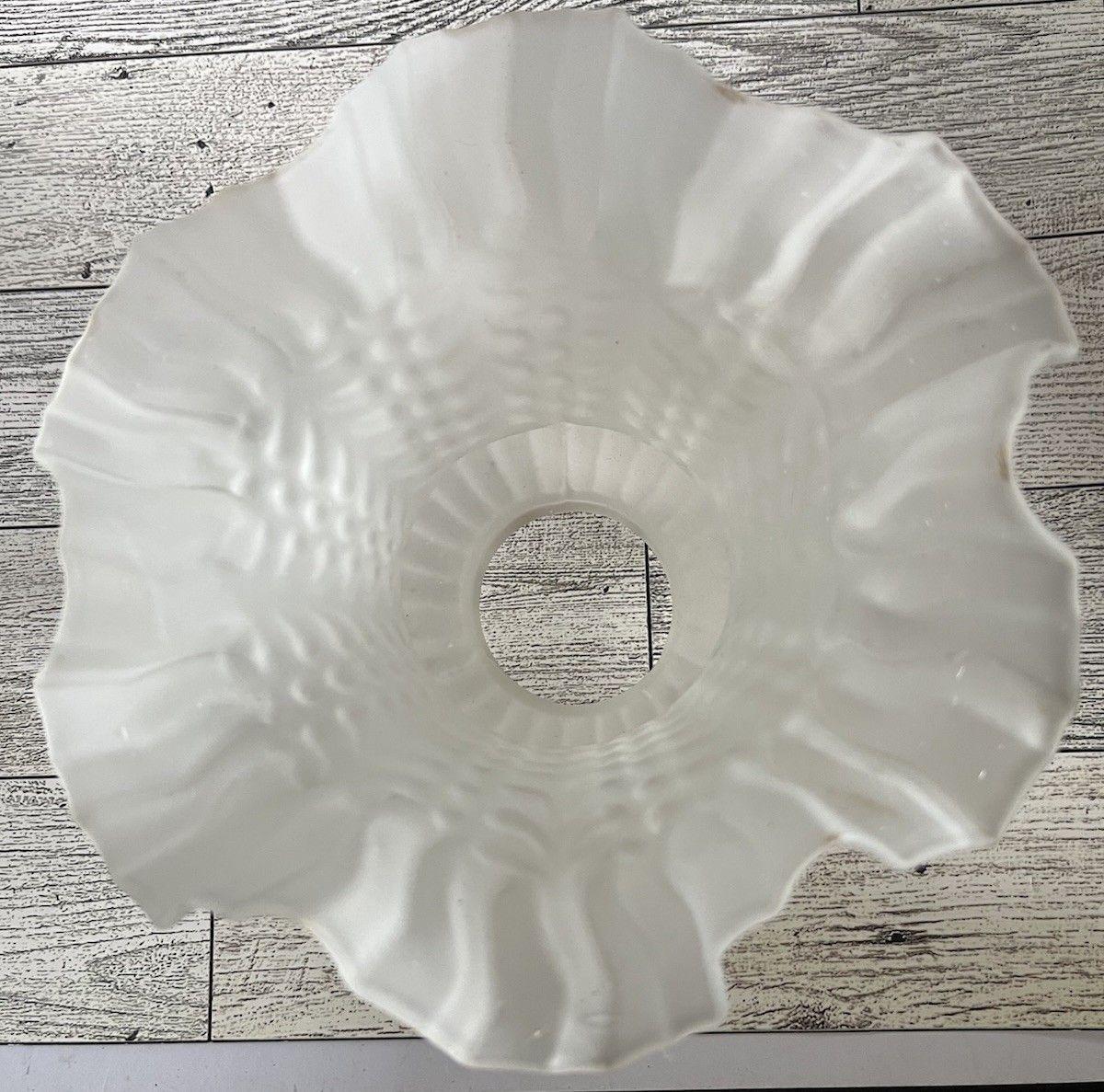 うさ Vintage Frosted Ruffled Bell Glass Pendant Light Shade – Clear