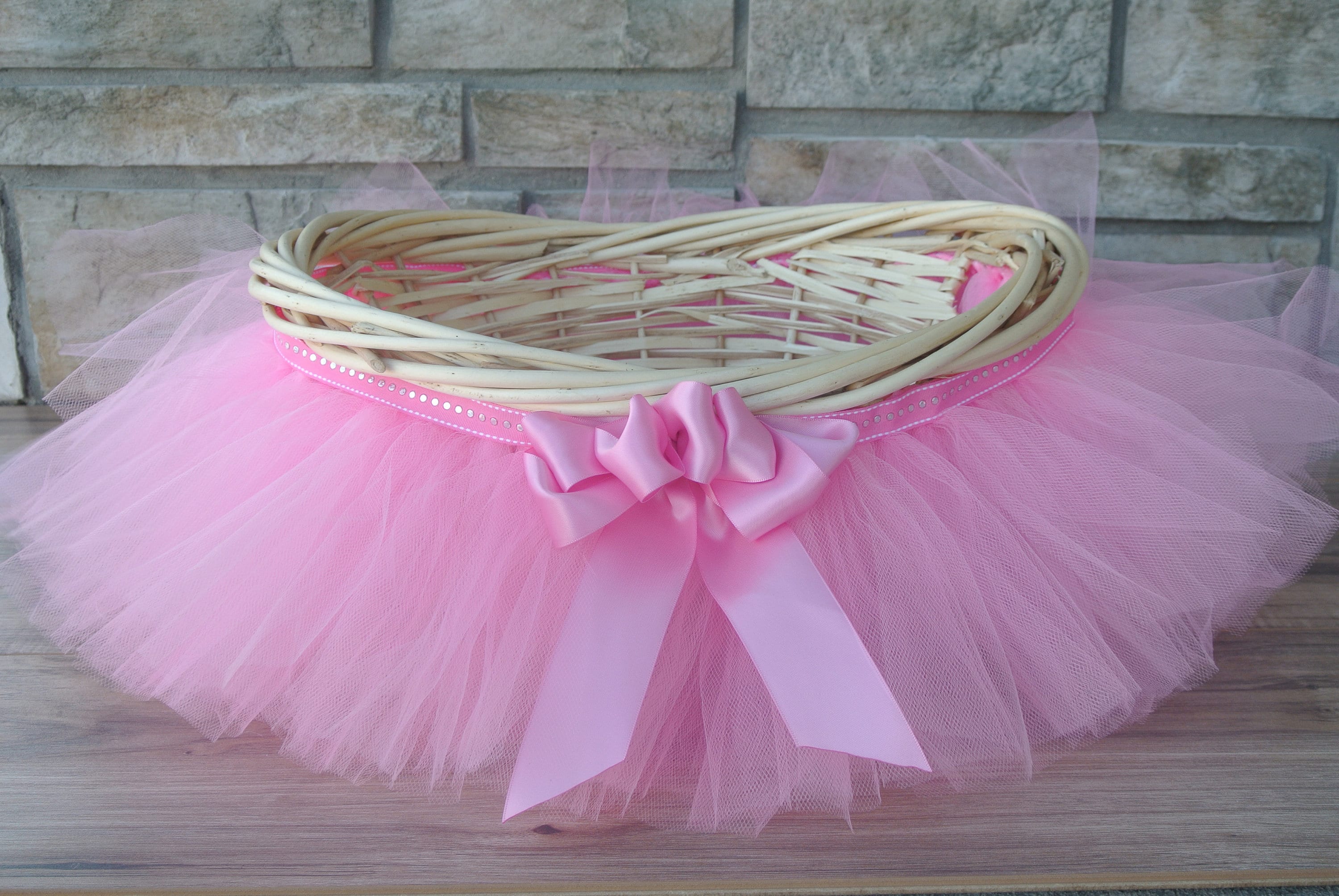 Gift Basket Tulle 60+ Gift Ideas for 2025 - Main Image