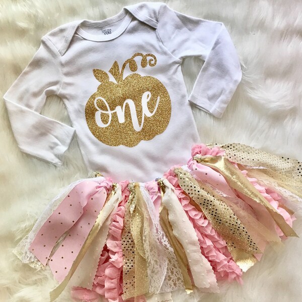 Little Pumpkin Birthday Outfit // Baby Girl Birthday Outfit / Little Pumpkin / Pink and Gold Pumpkin Birthday Outfit / Little Pumpkin Party