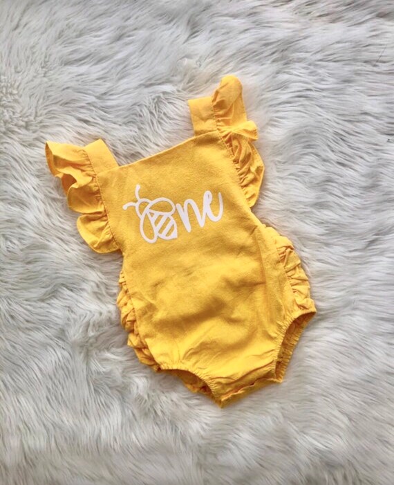 bee first birthday outfit
