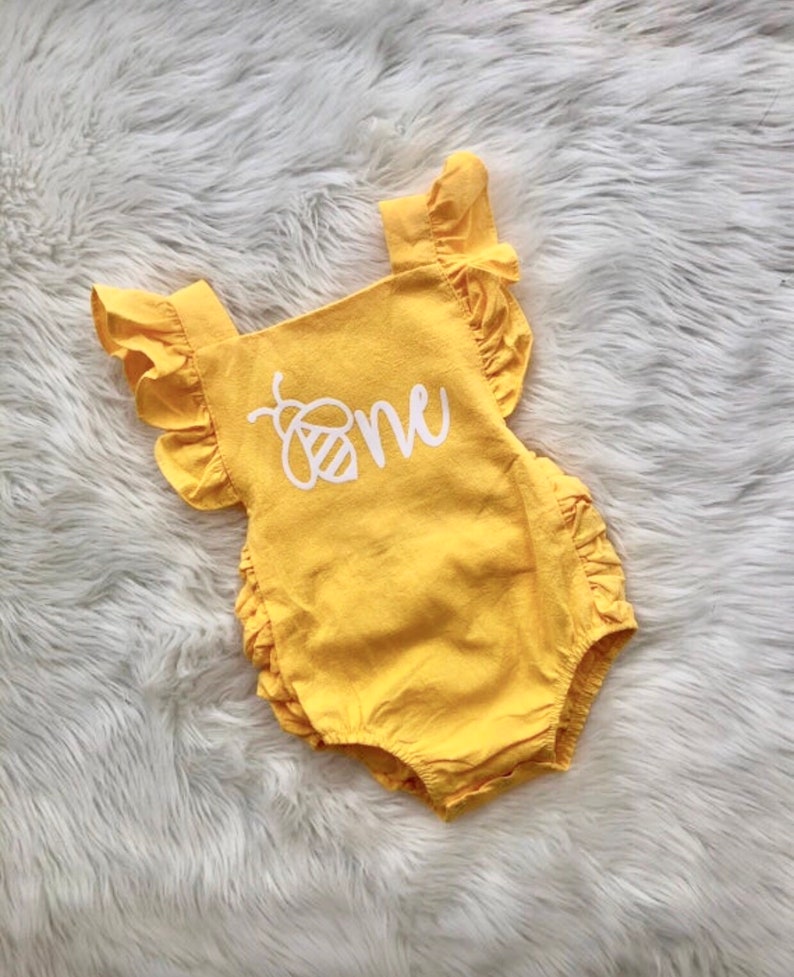 baby girl bee outfit