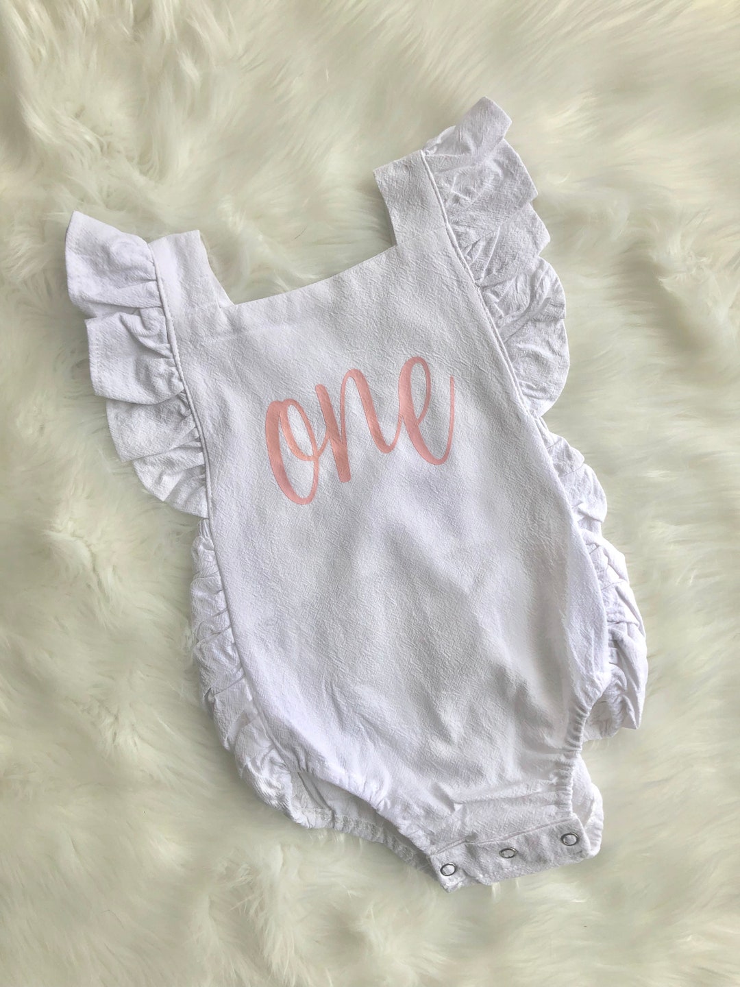 Baby Girl First Birthday Outfit // Baby Girl First Birthday Romper