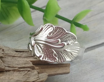 SPOON RING, Leaf design. Botanical Ring / Nature Inspired Ring. Upcycled Nordic Silverware Jewelry (Denmark, 1940).Aus Size N (US 6 3/4).
