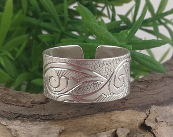 OPEN BAND RING. Women or Men's Thumb Ring. Paisley / Sea Shell / Angel Wing Design. Upcycled Vintage Silverware Jewelry. Custom Size.